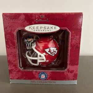 NWT Vintage Hallmark NFL Kansas City Chiefs Ornament
